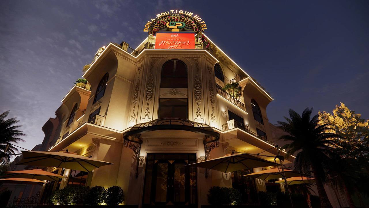 Toàn cảnh Dona Boutique Hotel ban đêm